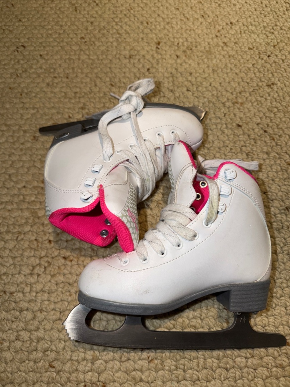 Riedell white / pink sparkle skates size J12